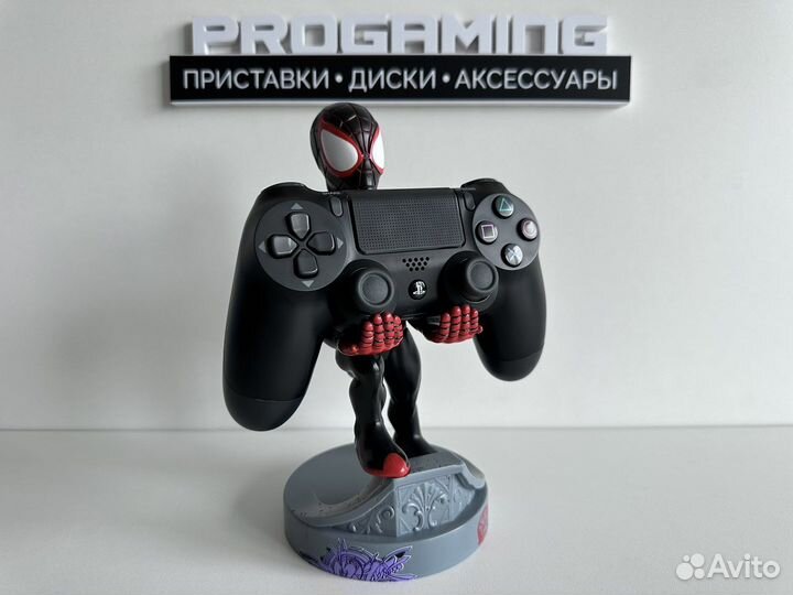 Sony PS4 pro 1TB отличное состояние гарантия