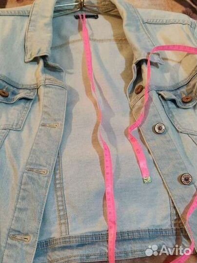 Джинсовая куртка 44