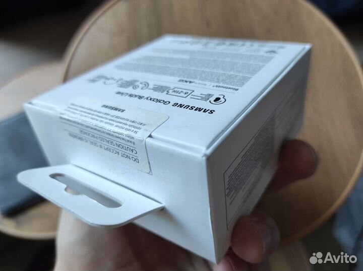 Наушники Samsung galaxy buds live