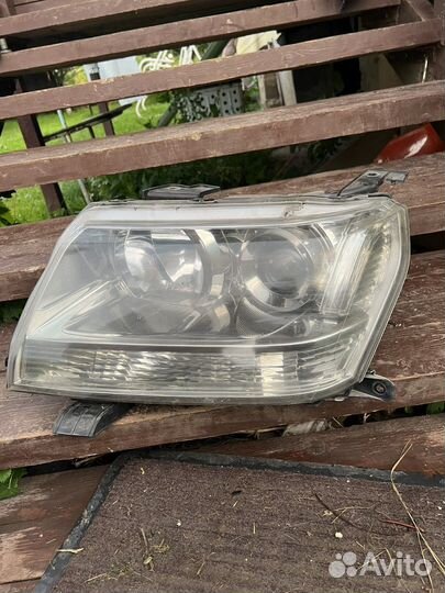 Фара левая suzuki grand vitara