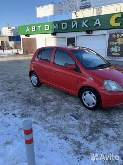 Toyota Vitz 1.0 AT, 1999, 300 000 км