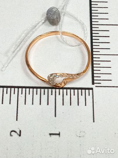 Золотое кольцо с фианитом 16,5р