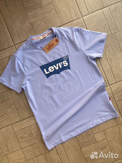 Футболка levis новая