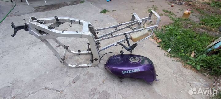 Рама Suzuki GSX 400