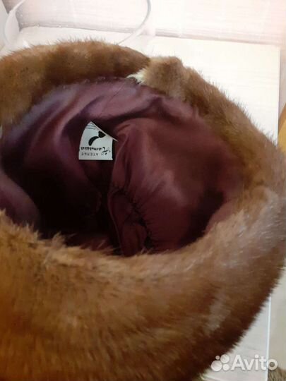 Женская шапка