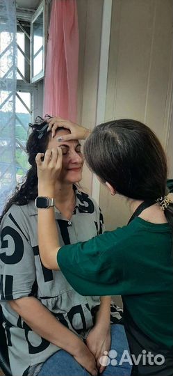 Мастер бровист