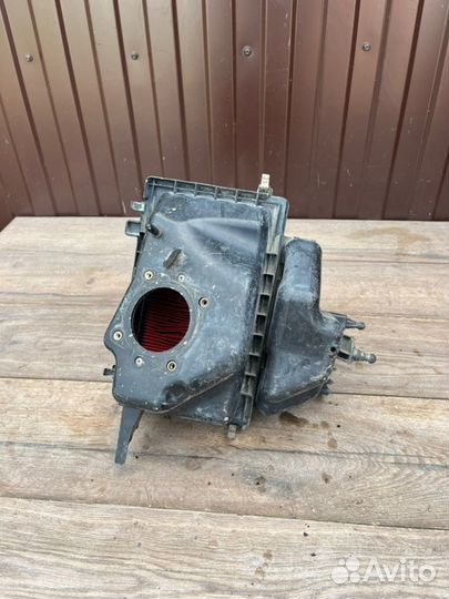 Корпус воздушного фильтра Infiniti Fx 35 3.2 2004