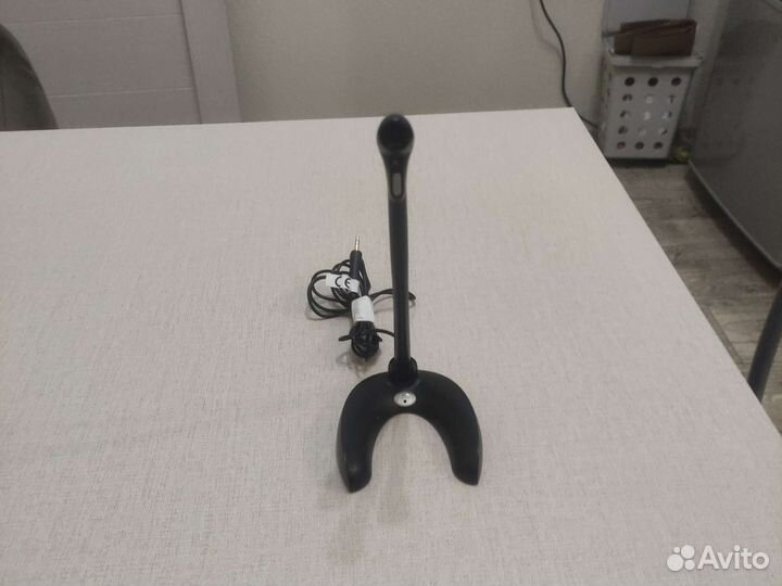 Микрофон с шумоподавлением Plantronics Audio 300