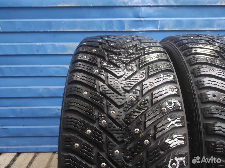 Nokian Tyres Hakkapeliitta 8 235/45 R18 98T