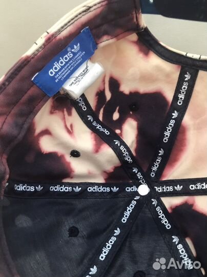 Кепка adidas snapback