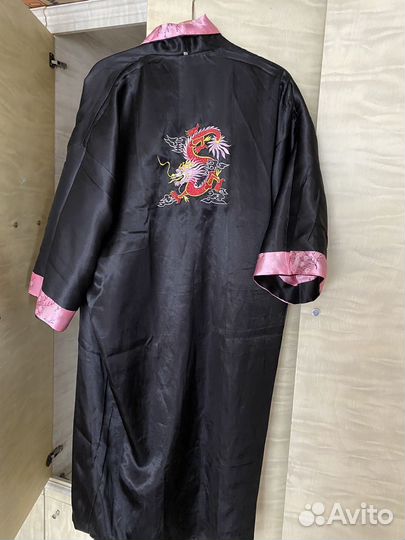 Шелковый халат мужской