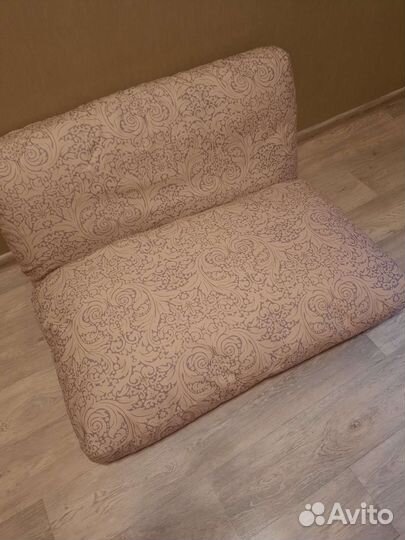 Диванные подушки большие