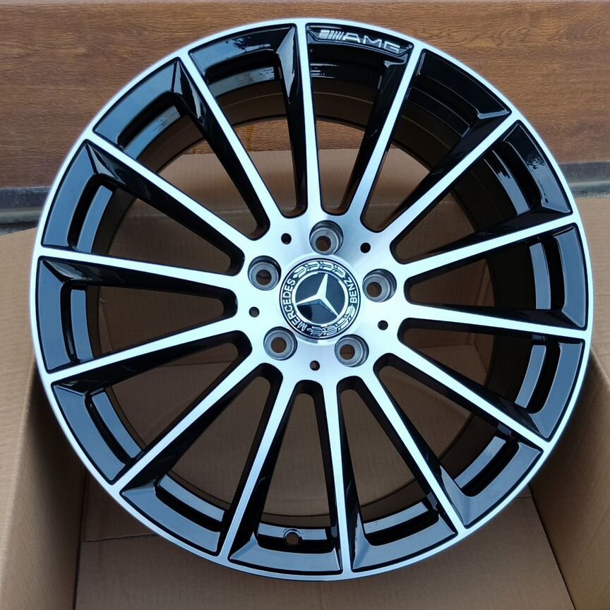 Литые диски Mercedes-Benz 8×R18 5×112