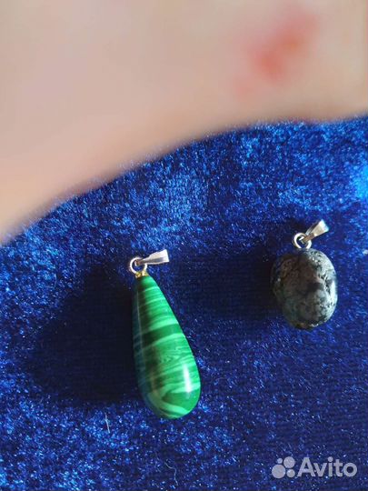 Кулоны, колье