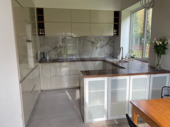 Дом 160 м² на участке 10 сот.