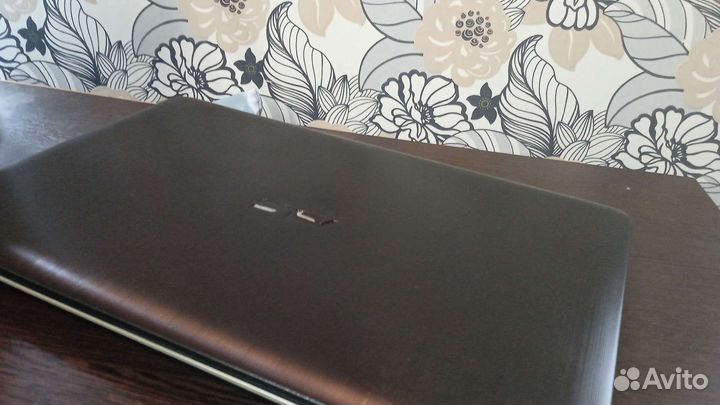 Ноутбук asus для нетребовательных игр и учебы