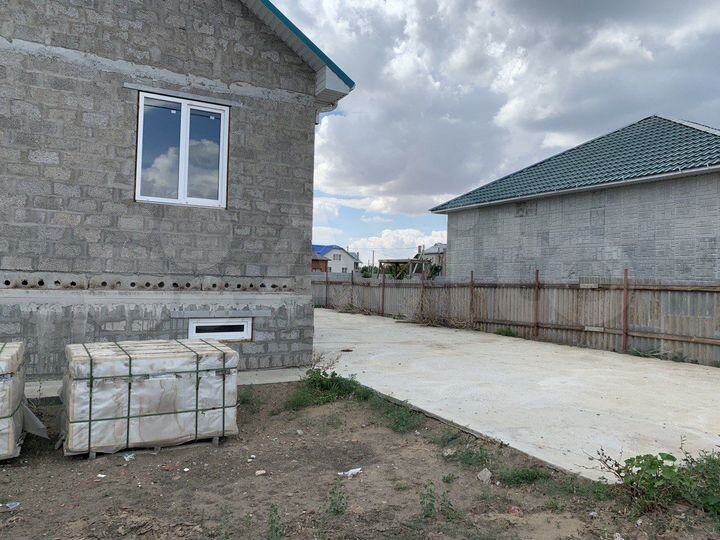 Дом 468,7 м² на участке 7,7 сот.