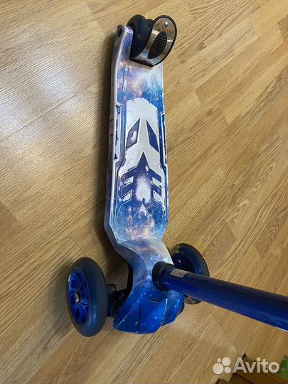 Самокат детский трехколесный Reaction