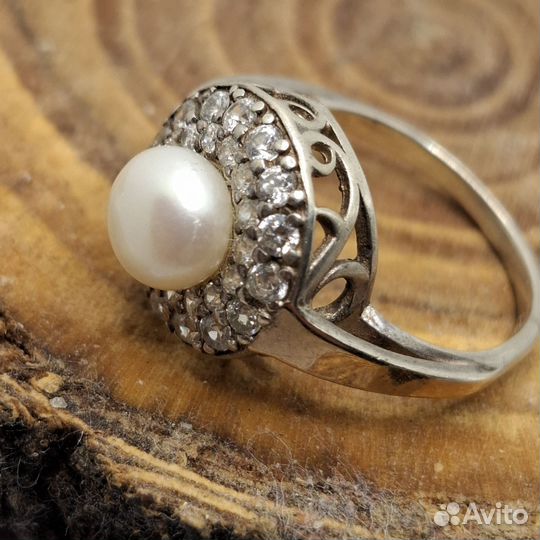 Серебряное кольцо женское