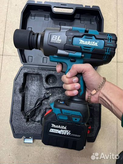 Грузовой гайковерт Makita 2100 Нм