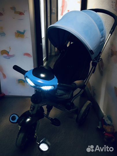 Детский велосипед с ручкой