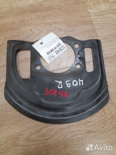 Кожух защитный передний правый Nissan X-Trail T31