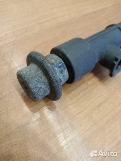 Рейка топливная (рампа) Hyundai Sonata седан G4GC