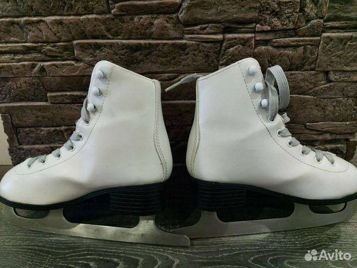 Коньки фигурные