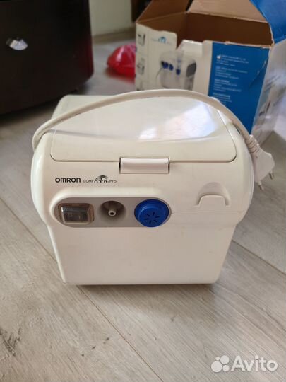 Компрессорный ингалятор (небулайзер) Omron