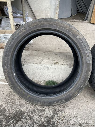 Continental MaxContact MC6 245/45 R20