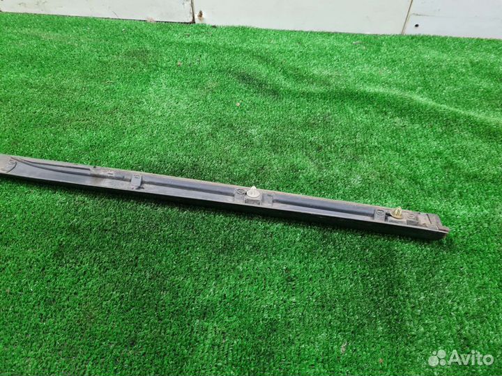 Накладка двери задняя левая Lexus Gs 3 2005-2011