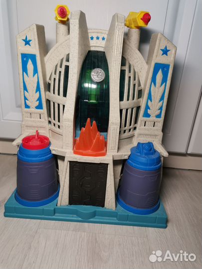 Игрушка башня Мстителей