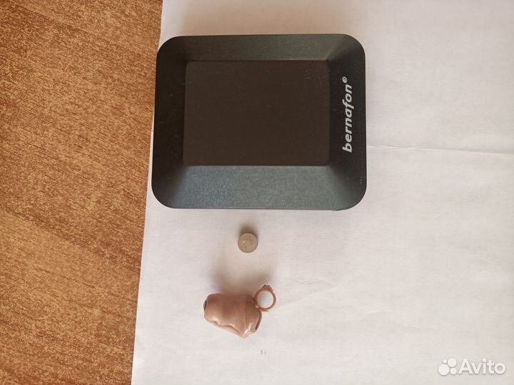 Слуховой внутриушной аппарат