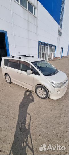 Багажник на крышу MMC Delica