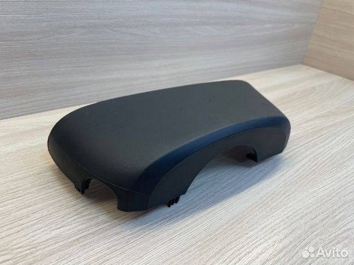 Подрулевой кожух LADA X-Ray