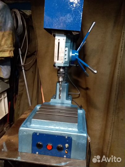 Сверлильный станок 2м112
