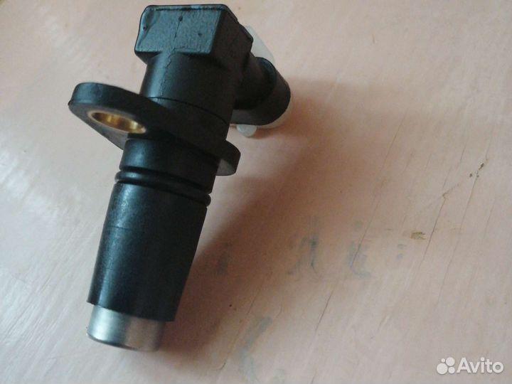 Датчик скорости кпп ZF JCB 400/10037