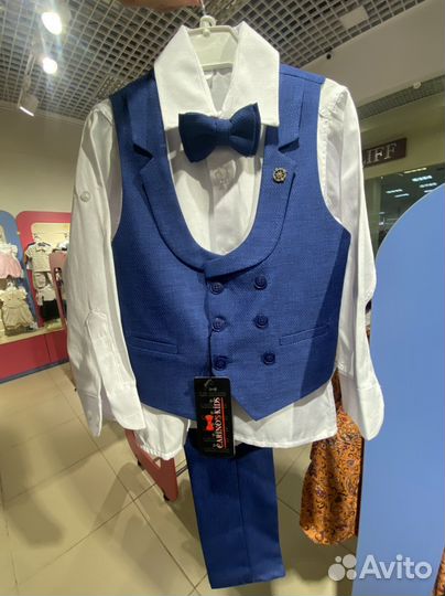 Костюм для мальчика 122 новый