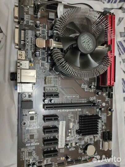 Материнская плата