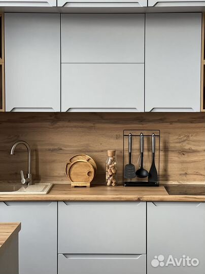 Кухня новая