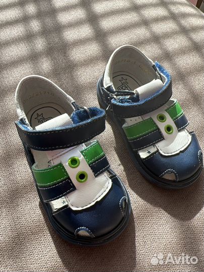 Сандалии топ топ 19р