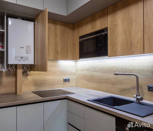 Кухня угловая до потолка на заказ