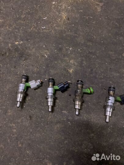 Форсунка 2Az-fse Тойота Авенсис