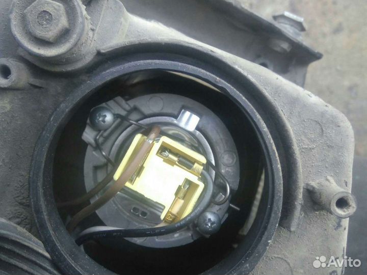 Фара Volkswagen Passat B5 06-441-1125l