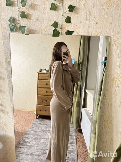 Костюм женский повседневный спортивный