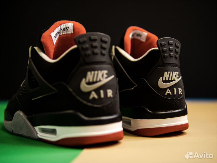 Nike Air Jordan 4 Retro Bred + носки Nike