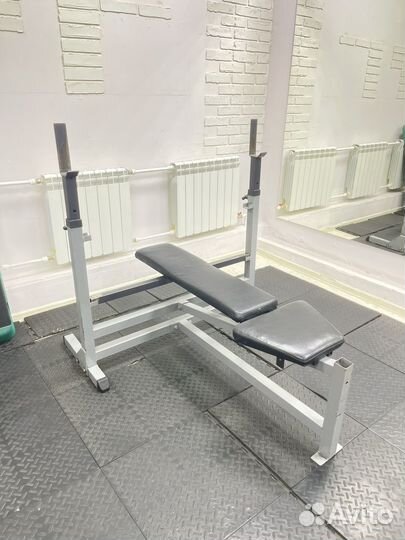 Скамья для жима