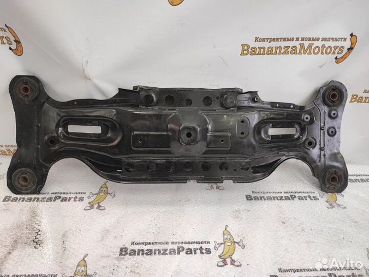 Подрамник задний Toyota Camry 40