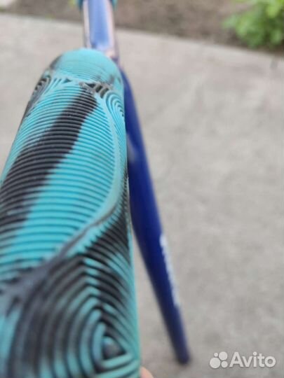 Руль с грипсами для трюкового самоката