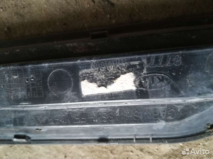 Накладка молдинг переднего крыла Kia Rio 3